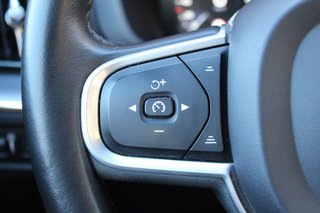 Volvo XC60 2.0 T8 AWD BUSINESS PLUS AUTO (2019)