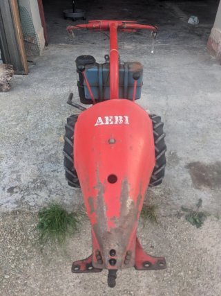 Segadora Aebi