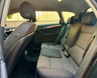 Audi A3 Sport 2.0TDI 140CV 2 Dueños Con Pegatina