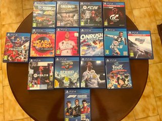 PS4 Slim 1TB + Mando Rosso + 15 Giochi