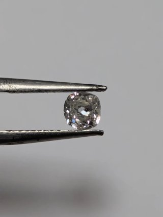 Diamante antiguo talla cojín