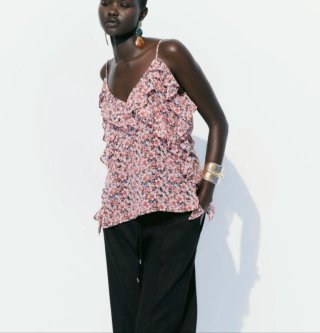 Top ZARA floral rosa
