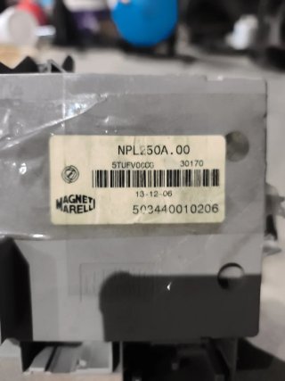 Caja Fusibles Magneti Marelli NPL50A.00