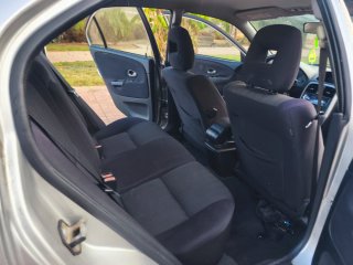 Mitsubishi Carisma 2003