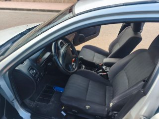 Mitsubishi Carisma 2003