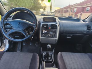 Mitsubishi Carisma 2003