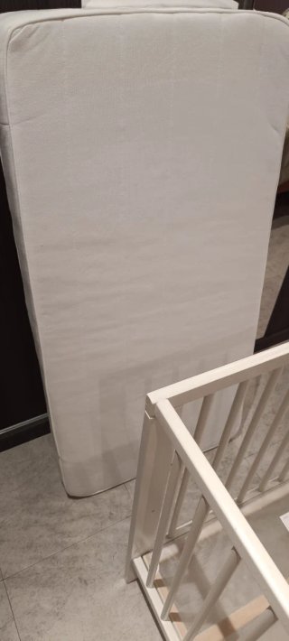 Cuna bebé Ikea blanca + colchón