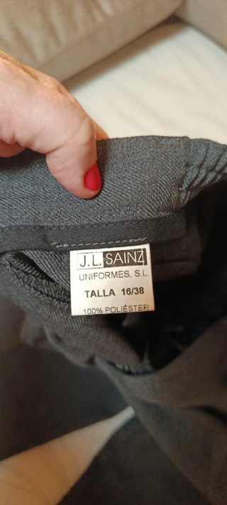 Pantalón gris uniforme Colegio Lagomar T. 16