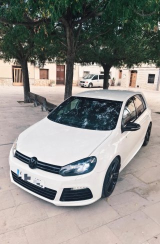 GOLF R20 2011