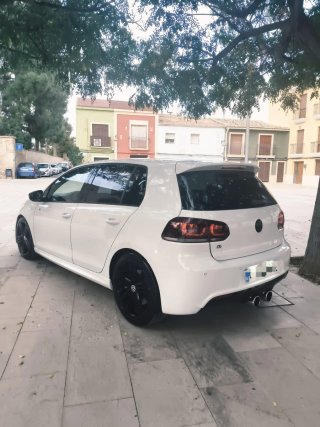 GOLF R20 2011