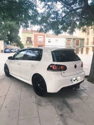 GOLF R20 2011