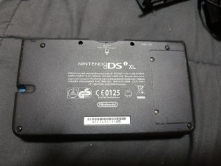 Nintendo DSi XL Azul