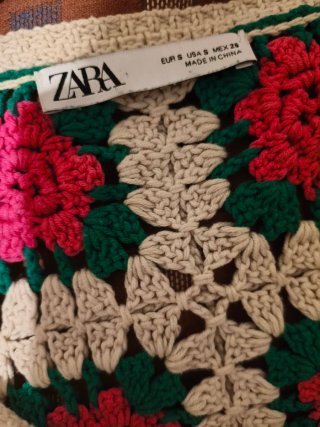 Cárdigan Zara Crochet Flores Beige Rosa