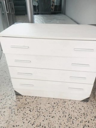 CÓMODA CÓMODA CÓMODA CÓMODA COMODA