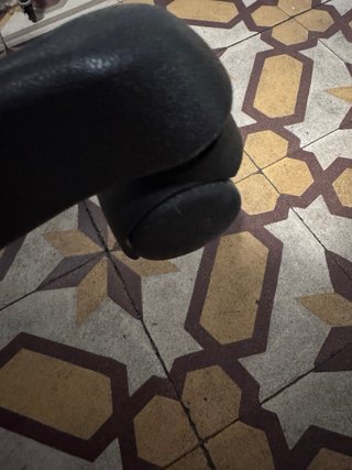 Silla de oficina ergonómica negra