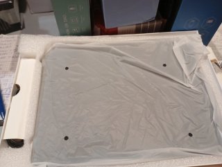 Custodia con tastiera per tablet