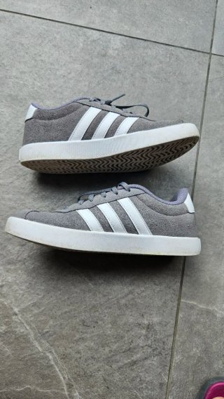 Scarpe Adidas grigie donna/uomo