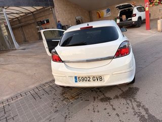 Opel Astra 2010