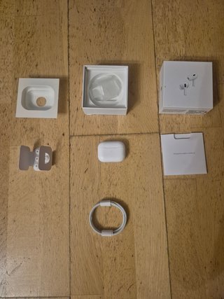 Apple AirPods Pro 2