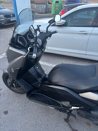Yamaha XMAX 125 gris 2014