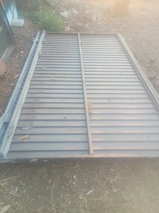 Puerta corredera para parcela