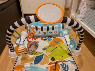 Gimnasio Fisher Price Piano Pataditas