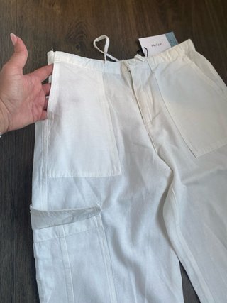 Pantalón bolsillos ajustable