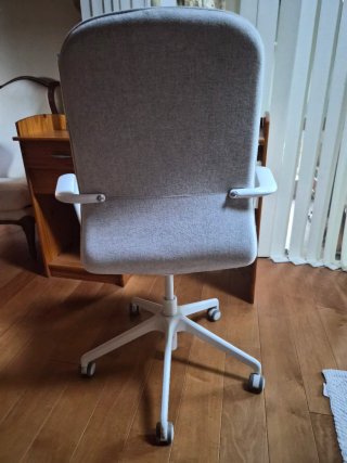 Silla de oficina beige Ikea