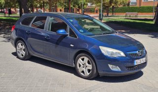 Opel Astra 2012