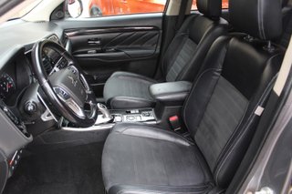 Mitsubishi OUTLANDER 2.0 PHEV Kaiteki Auto 4WD (2017)