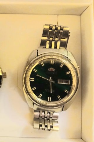 Reloj Orient Verde y Plateado