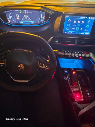 Peugeot 3008 2021