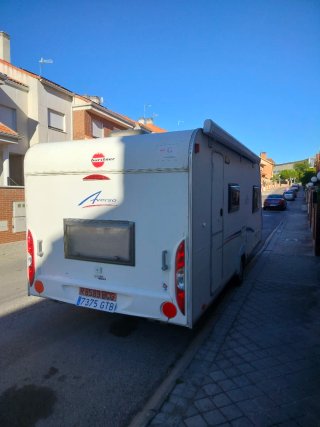 Caravana tres ambientes Bürstner Adver 500 TK