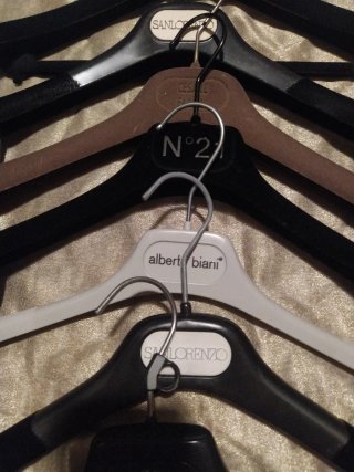 Grucce firmate Nigh, San Lorenzo, N°21, Valentino