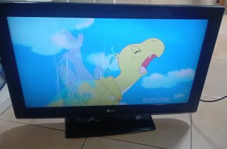 Televisión LG 30 Negra no tiene smartv