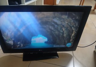 Televisión LG 30 Negra no tiene smartv