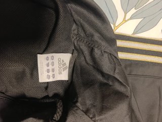 Chándal Adidas Vintage Negro y Dorado