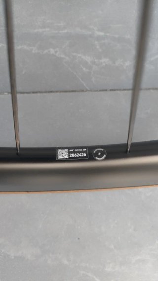 Par Ruedas DT Swiss ARC 1400 Dicut DB.