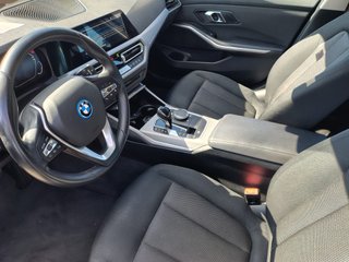 BMW SERIE 3 320e (2021)