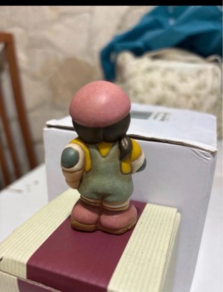 Statuetta bambina Thun