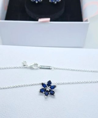 Conjunto Pandora Flor Azul y Plata