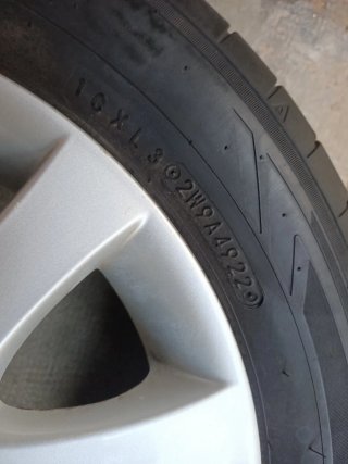 Llantas Nissan R16 Originales + Neumáticos