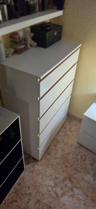 Cómoda de 5 cajones. (Blanca)