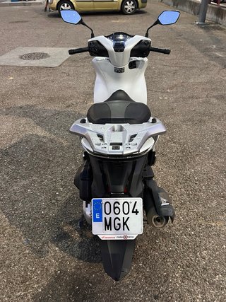 Honda SH 125 Top Box Blanco