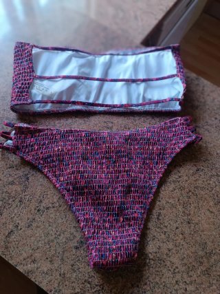 Bikini palabra de honor floral
