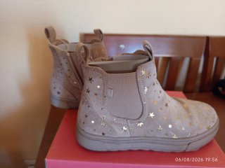 Botas niña estrellas talla 32