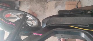 Moped Kanowey Negro y Rosa Sin documentación.