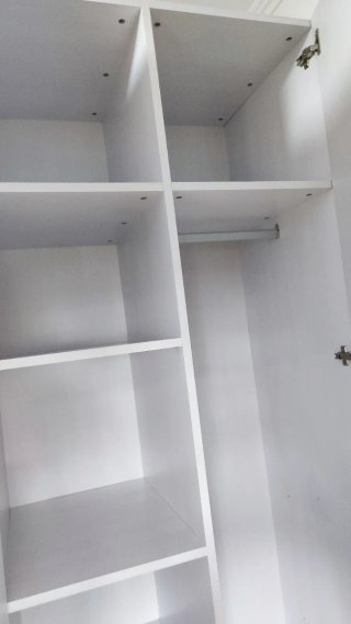 Armario de madera de pino de 90x240