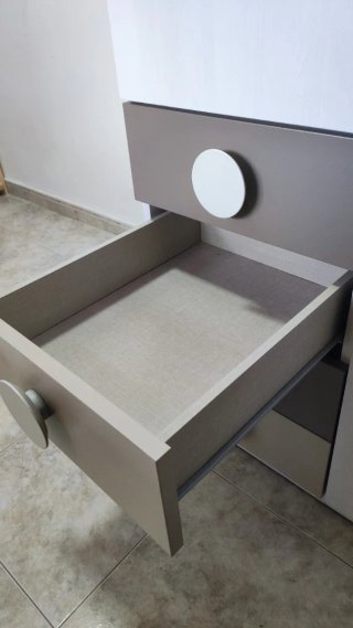 Armario de madera de pino de 90x240
