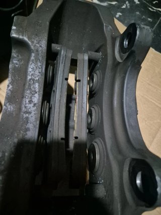 Brembo Z18 6 pistones